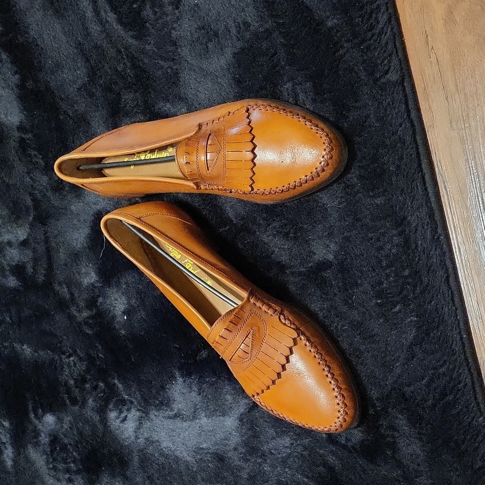 Men dress shoes